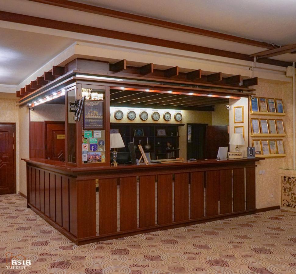Asia Tashkent Hotel Esterno foto