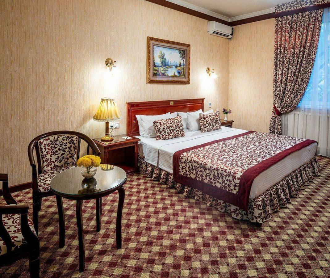 Asia Tashkent Hotel Esterno foto