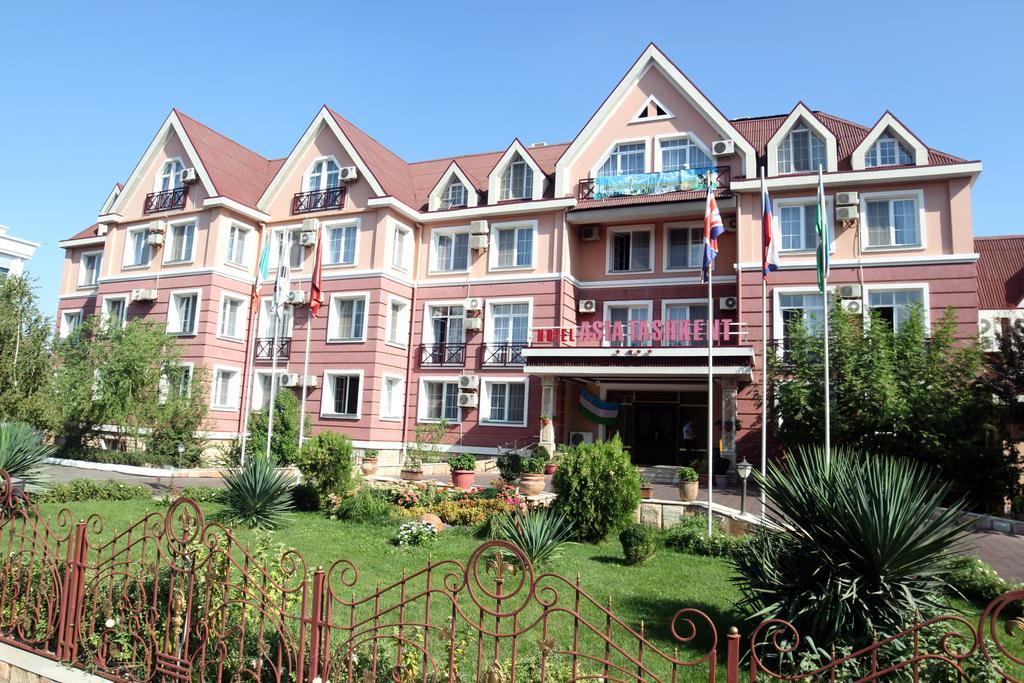 Asia Tashkent Hotel Esterno foto