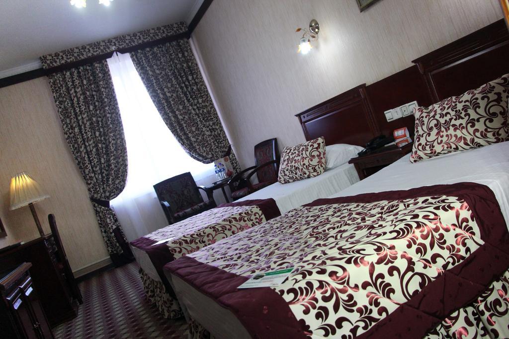 Asia Tashkent Hotel Esterno foto