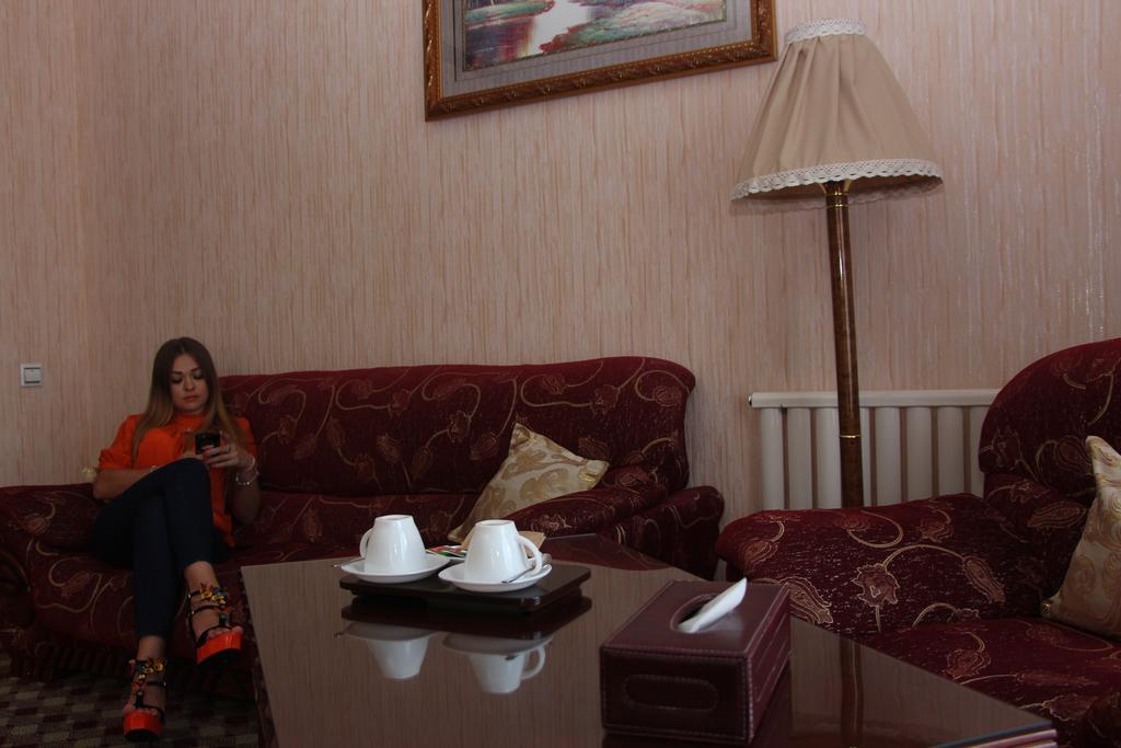 Asia Tashkent Hotel Esterno foto